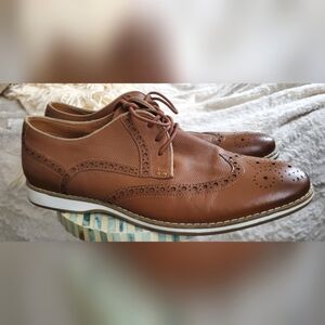 Kenneth Cole Reaction Weiser oxford dress shoe. Size 11.5 Men